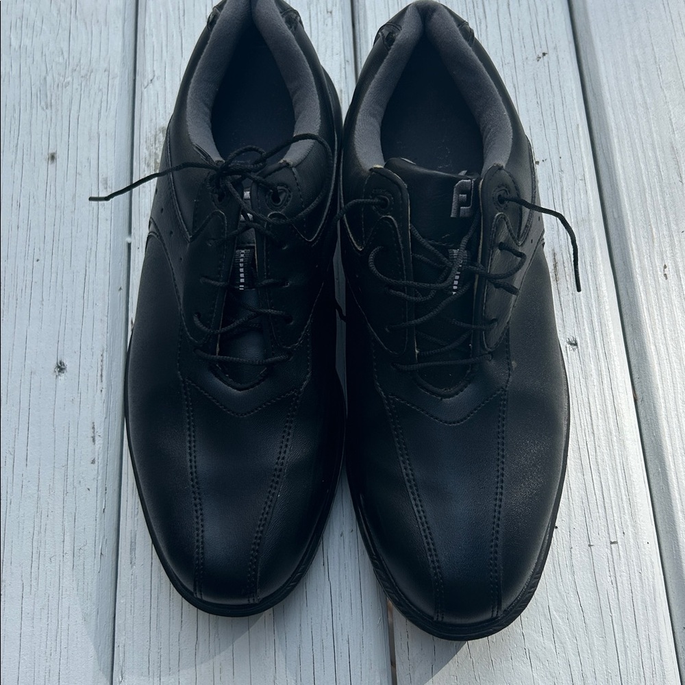 Men’s black Foot Joy, golf shoes